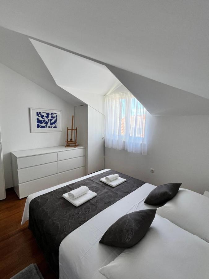 Sky - Beautiful Rooftop Apartment With Shared Pool Split Exteriör bild